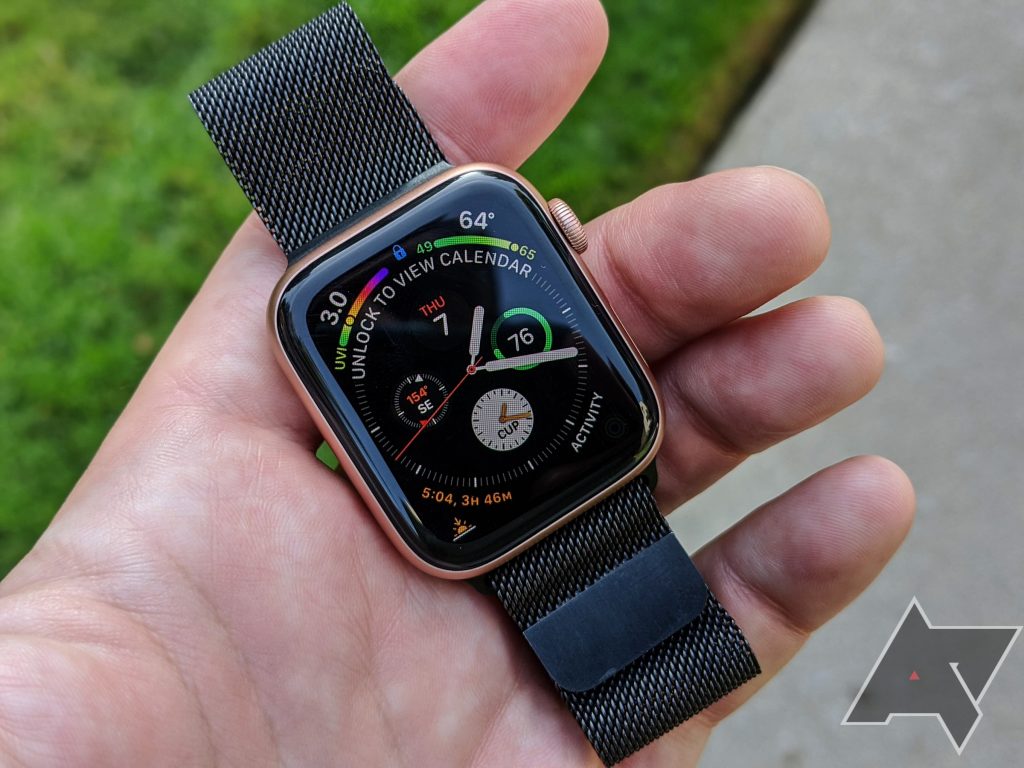 whos-gonna-buy-an-apple-smart-watch-2